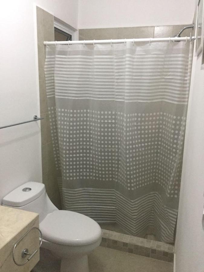 Condominio Lunamar - *