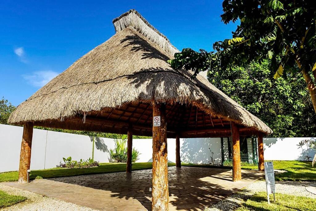 Condominio Lunamar - Apartamento *