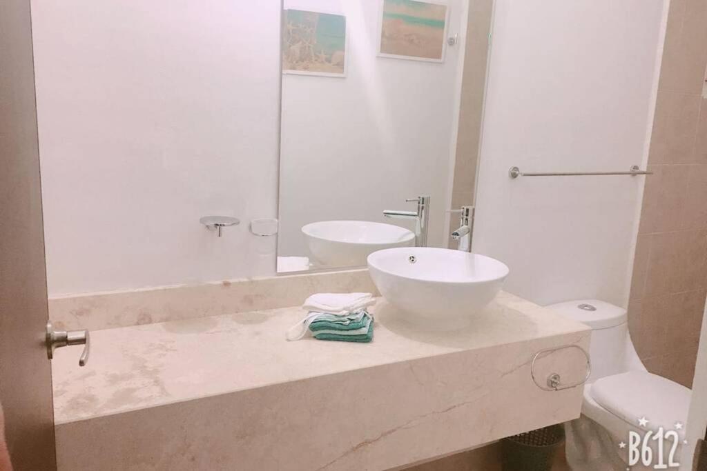 Condominio Lunamar - Apartamento *